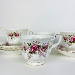 ROYAL Alberta lavender rose teacup and saucer set of 4